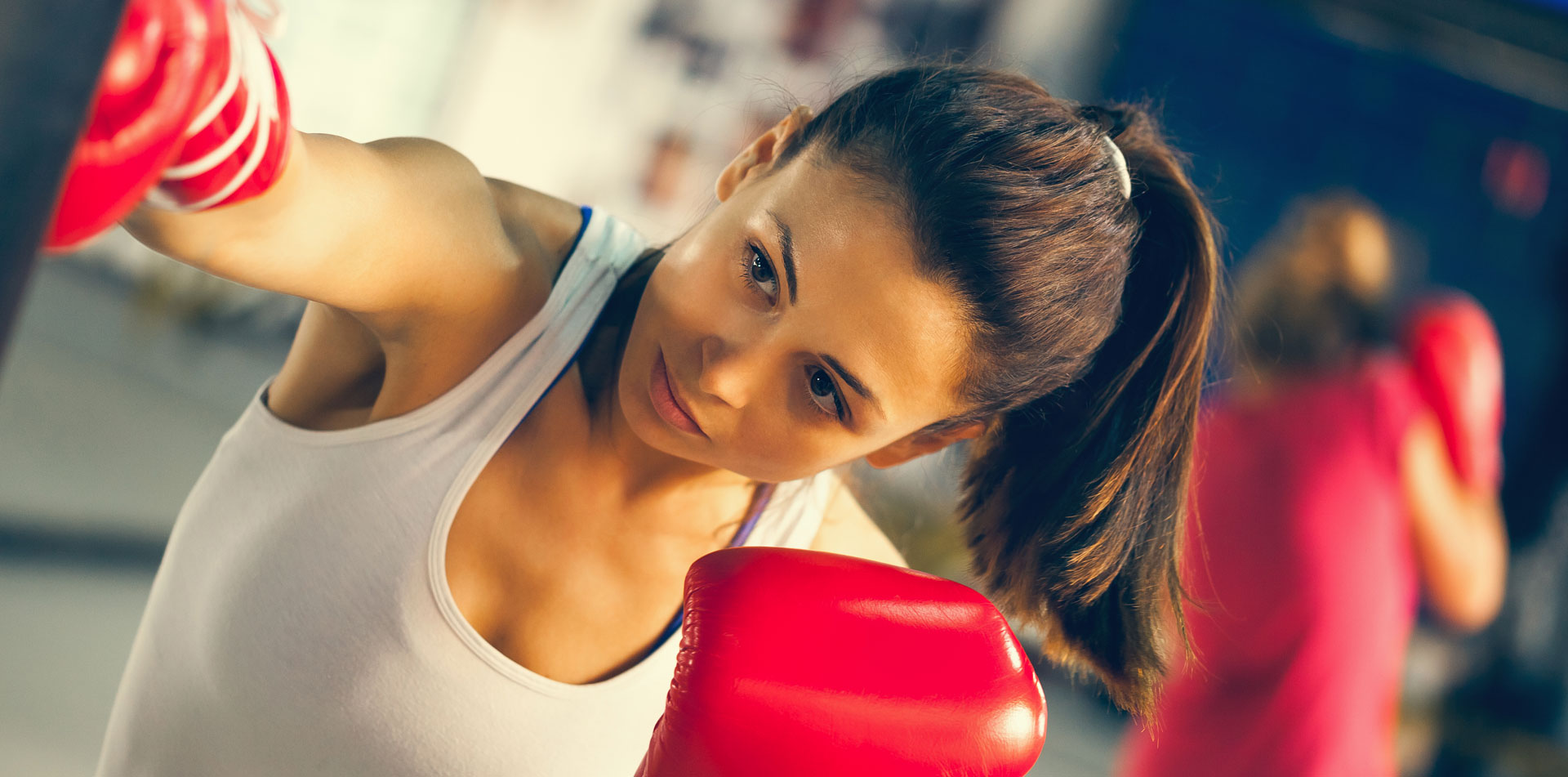 Lady Boxing dans notre box à Nice au port